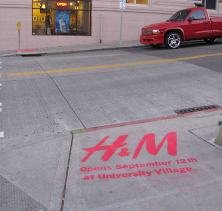 H&M Chalk Art